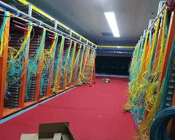 新加坡CN2
